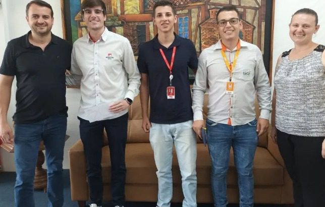 Premiados os vencedores das Árvores do Comércio mais decoradas de Natal 2023 WhatsApp Image 2023 12 20 at 15.44.23