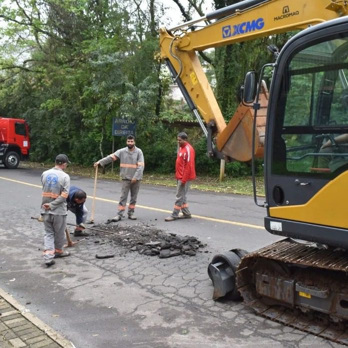 Calendário dos bloqueios por conta das obras na Avenida João Klauck WhatsApp Image 2024 02 09 at 14.01.06