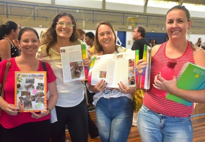 Dois Irmãos lança 10ª edição da Revista Palavra de Educador WhatsApp Image 2024 02 23 at 13.47.26