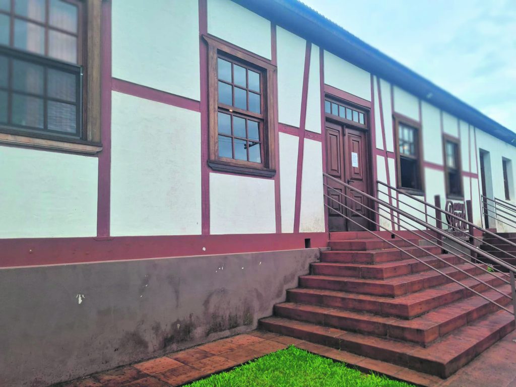 Lembranças de um dia de baile Salao sandet Dois Irmaos Foto Herta Divulgacao