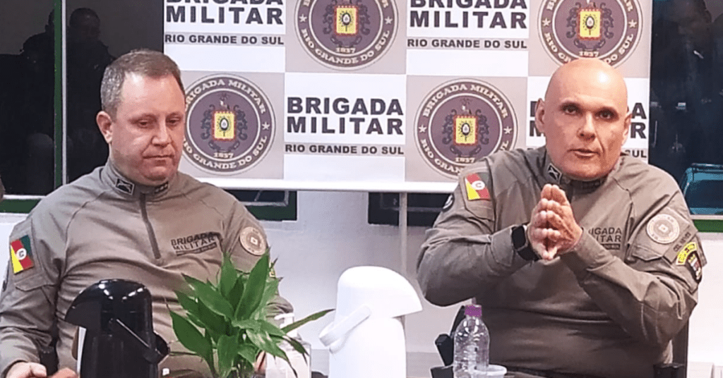 Tenente-coronel Flori Chesani e coronel Luís Felipe Neves Moreira comandante regional do CRPO-VRS Foto Vale TV