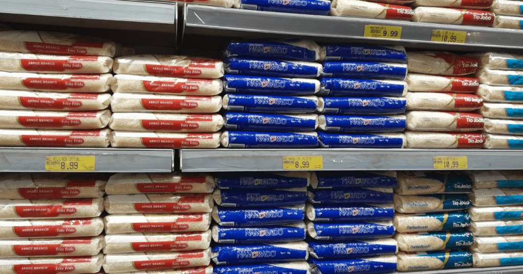 Procon fiscaliza preços de alimentos em mercados de São Leopoldo Preço Arroz Procon mercados São Leopoldo