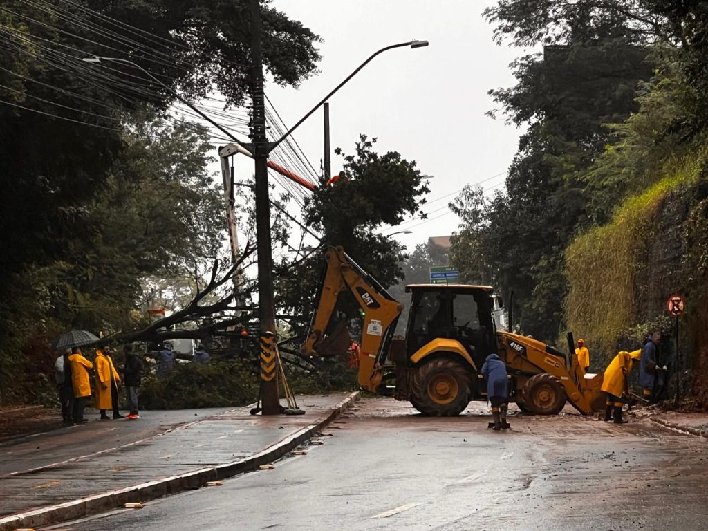 deslizamento vitor hugo novo hamburgo