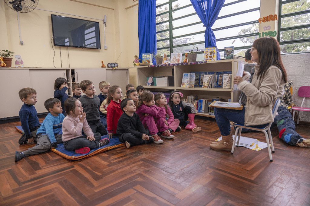 Escola Municipal Maria Emília de Paula - Sapiranga - primeira com ensino bilíngue