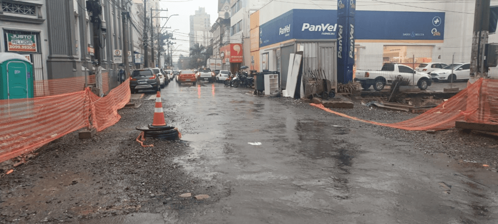 Trânsito será bloqueado na esquina da Independência com Osvaldo Aranha; entenda Foto: Lisandro Lorenzoni