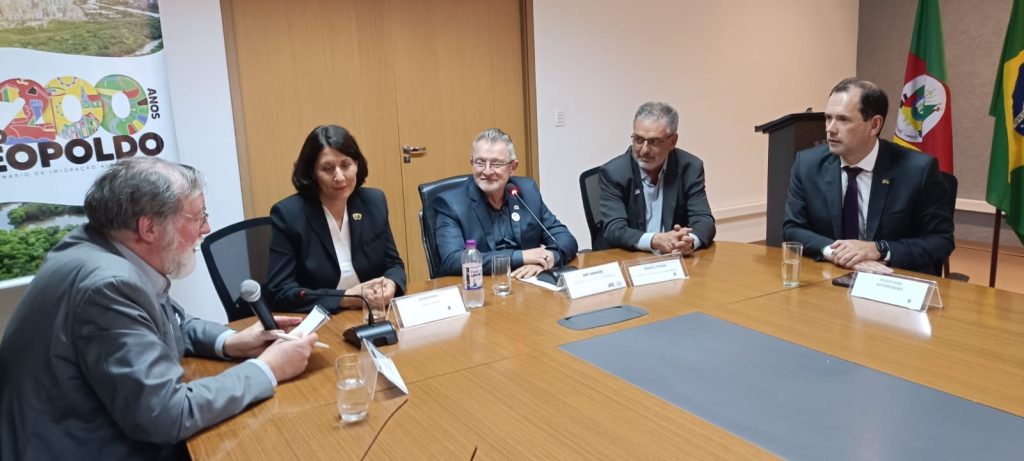 Prefeito de Sao Leopoldo Ary Vanazzy recebe ministra da Alemanha Daniela Schmitt