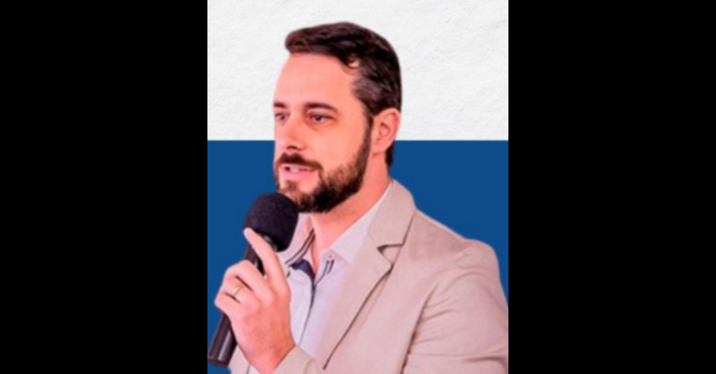 Rafael Rocha especialista em vendas foto Sindilojas NH