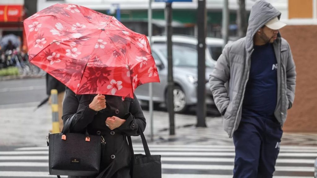 Região terá combinação de frio e chuva por mais 6 dias (Foto: Pedro Piegas/PMPA)