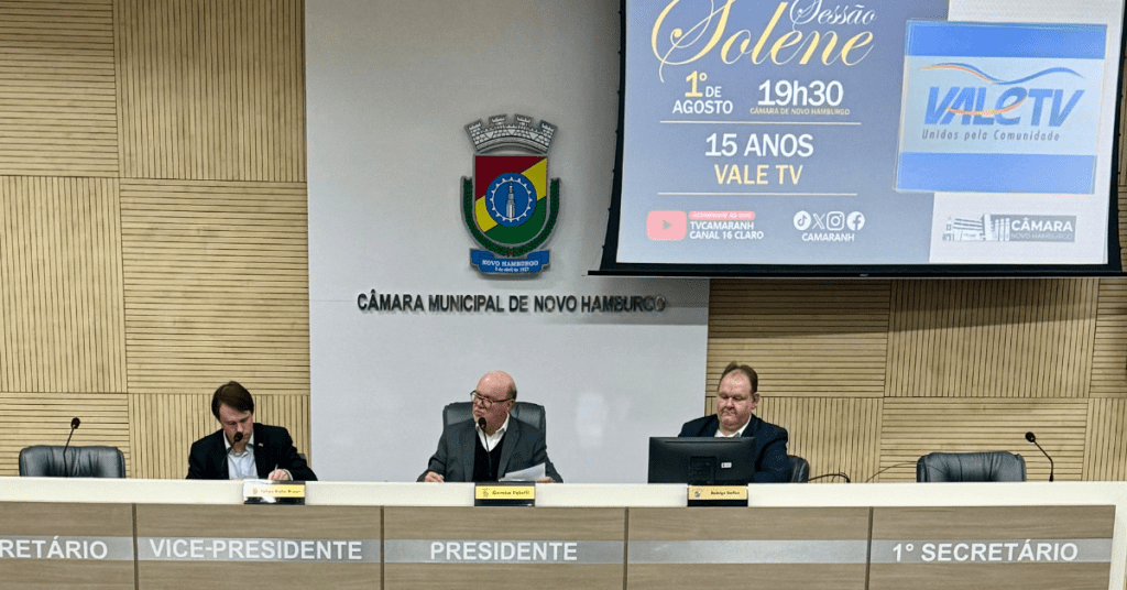 Câmara de Vereadores de Novo Hamburgo colaboradores Vale TV homenagem 15 anos de fundação Foto Vale TV Kátia Kachambu 1