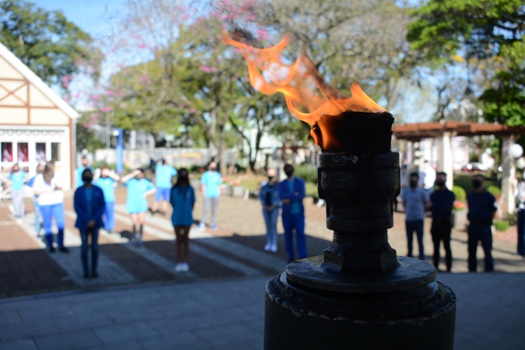 Estância Velha recebe Centelha do Fogo Simbólico da Pátria Centelha do Fogo Simbolico da Patria