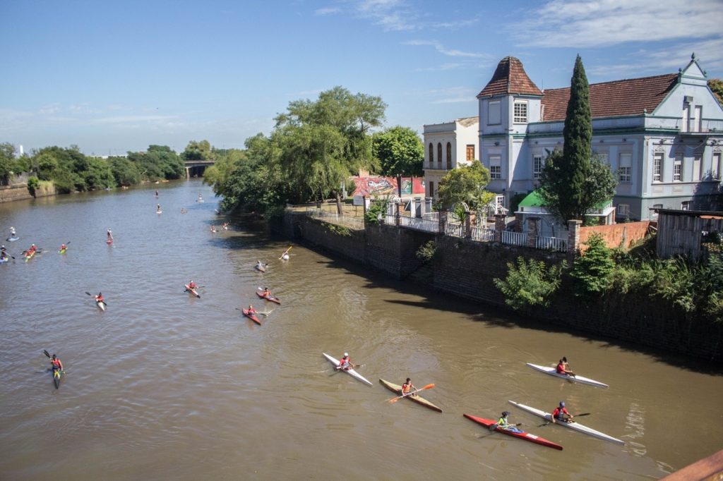 Equipe de canoagem faz vaquinha online para disputar competição nacional Equipe de canoagem de são leopoldo