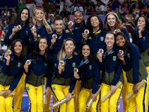Vôlei feminino do Brasil conquistou a medalha de bronze em Paris (Foto: Miriam Jeske/COB)