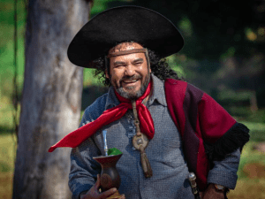 Feira do Livro de Morro Reuter tem mais de 60 atrações; veja programação 1 Baitaca Foto Divulgação