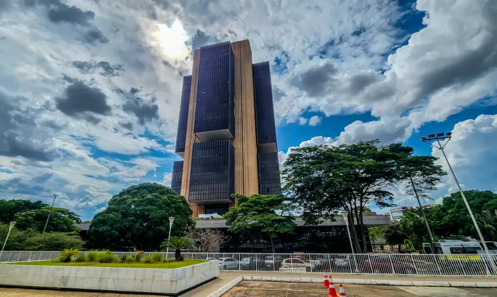 Copom retrocede e eleva taxa de juros Selic; saiba em quanto Banco Central do Brasil - foto Agência Brasil