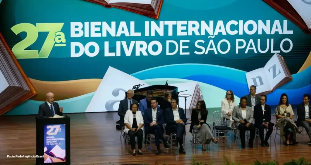 Editores sugerem ações para aumentar leitores no país 1 Lula na Bienal do Livro 2024