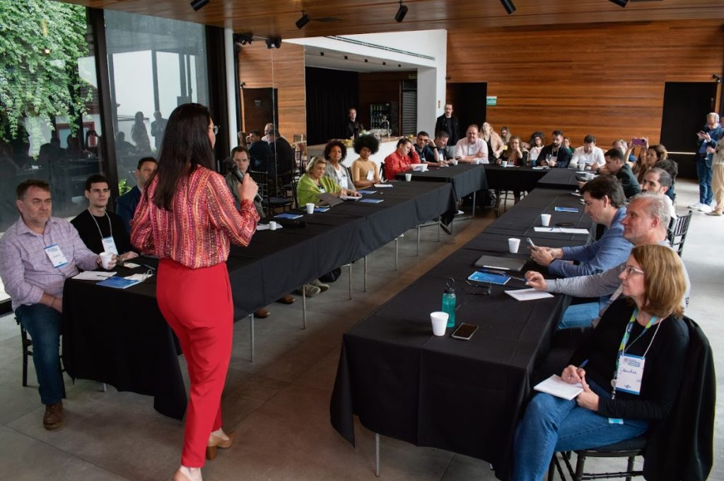 Lideranças se reúnem para definir prioridades de recuperação e fortalecimento dos negócios locais encontro