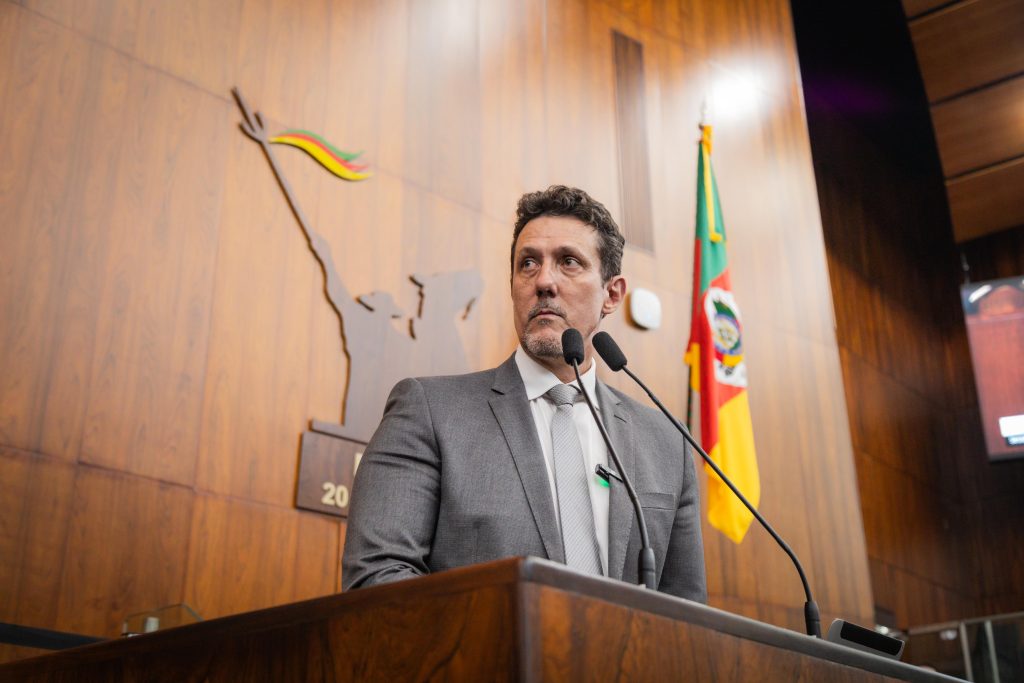 Assembleia aprova projeto de incentivo ao esporte proposto pelo Delegado Zucco zucco