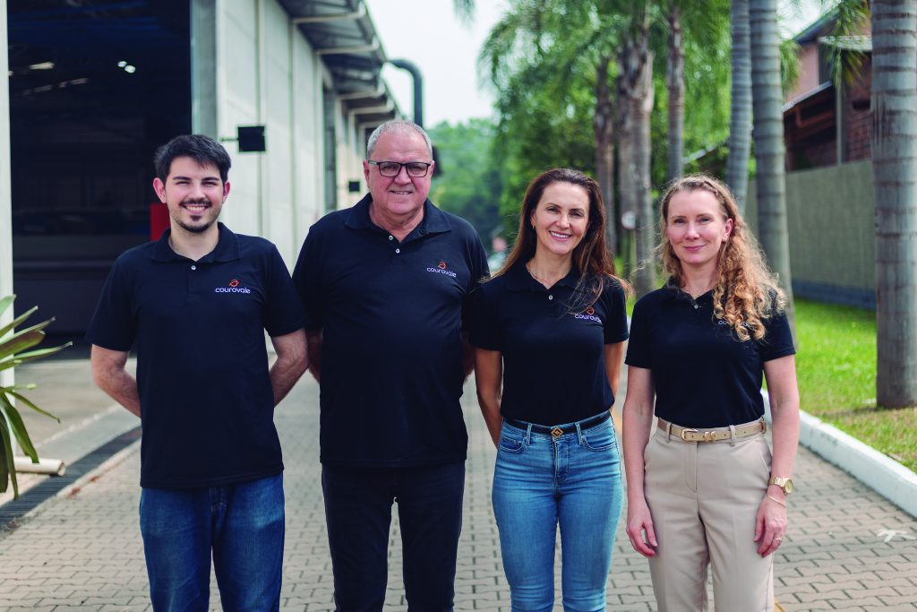 Curtume da região celebra seus 30 anos foto 1 courovale