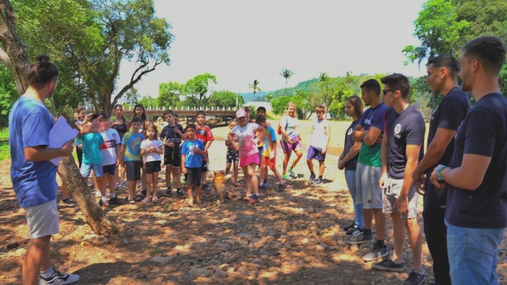 Filme celebra história da canoagem em Três Coroas Nas aguas do Rio que Corre Ligeiro 6