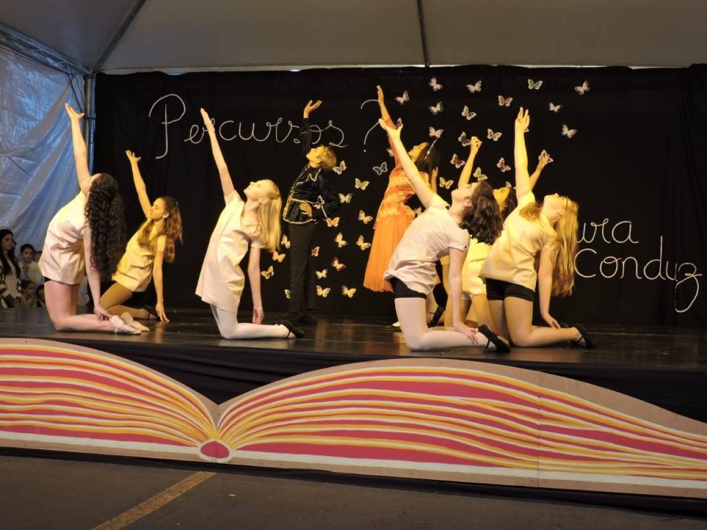 Natal Encantado tem espetáculo na sexta-feira 1 grupo cultural PLUG - Morro Reuter - cultura