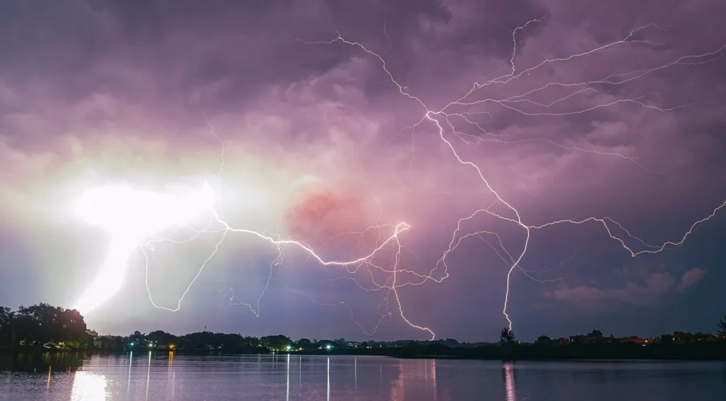 Está chegando nova onda de chuva forte e temporais temporal - GABRIEL ZAPAROLLI - arquivo Metsul