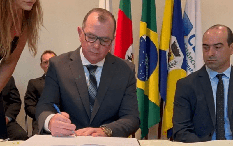 Posses dos prefeitos do Vale dos Sinos marcam início de 2025 4 imagem 2025 01 02 194714188