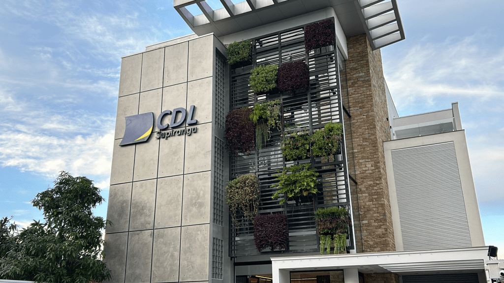 Liquida Verão movimenta comércio local com descontos e promoções imagem 2025 02 11 165819500