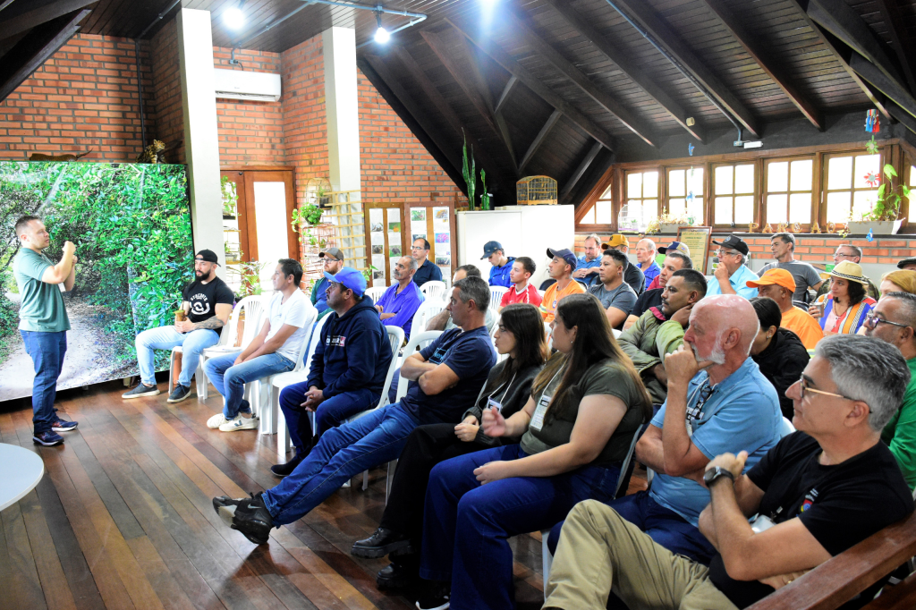 Curso de manejo forma podadores qualificados para o município imagem 2025 04 11 192148619