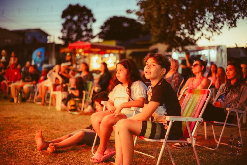Cinema gratuito e independente ocupa espaços públicos de São Leopoldo Imagem do WhatsApp de 2025 05 09 as 14.30.54 72b82ffd