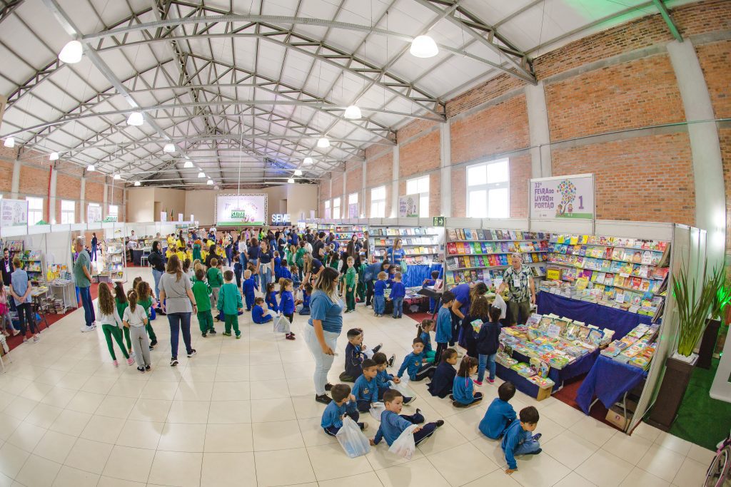 Confira a programação da 34ª Feira do Livro de Portão PHT 1199 2 copia full