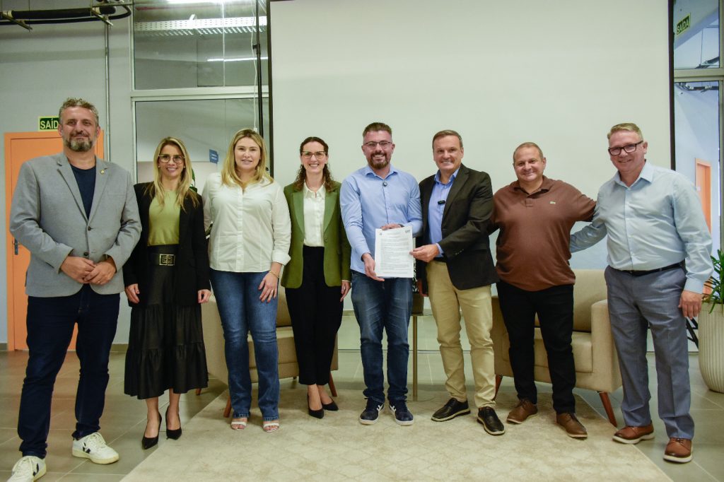 Município unifica serviços de emprego em nova sede da FGTAS/SINE WhatsApp Image 2025 05 05 at 17.35.38 1