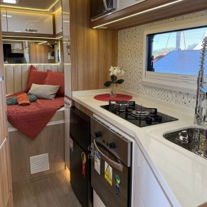 Liberdade sobre rodas: fábrica de motorhomes de Novo Hamburgo vira referência nacional 2 Conforto sobre rodas com a Ideal Motorhome