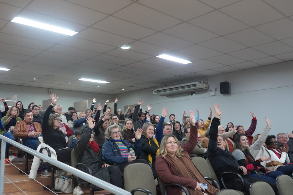 Assembleia Pública apresenta Consulta Popular 2025/26 Assembléia pública elege 18 delegados em Campo Bom