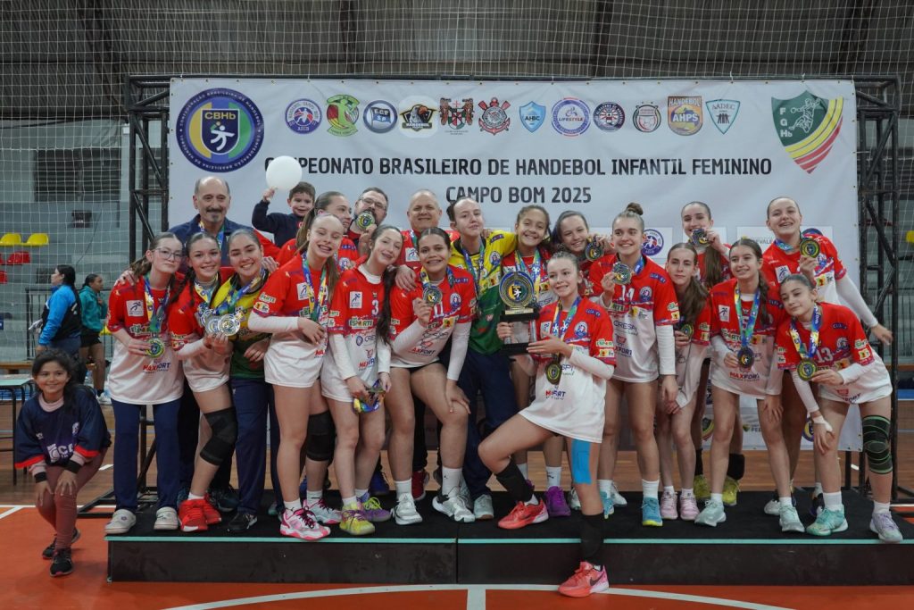 AECB Campo Bom é campeã brasileira de handebol infantil feminino AECB vence o Campeonato Brasileiro de Handebol Infantil Feminino.