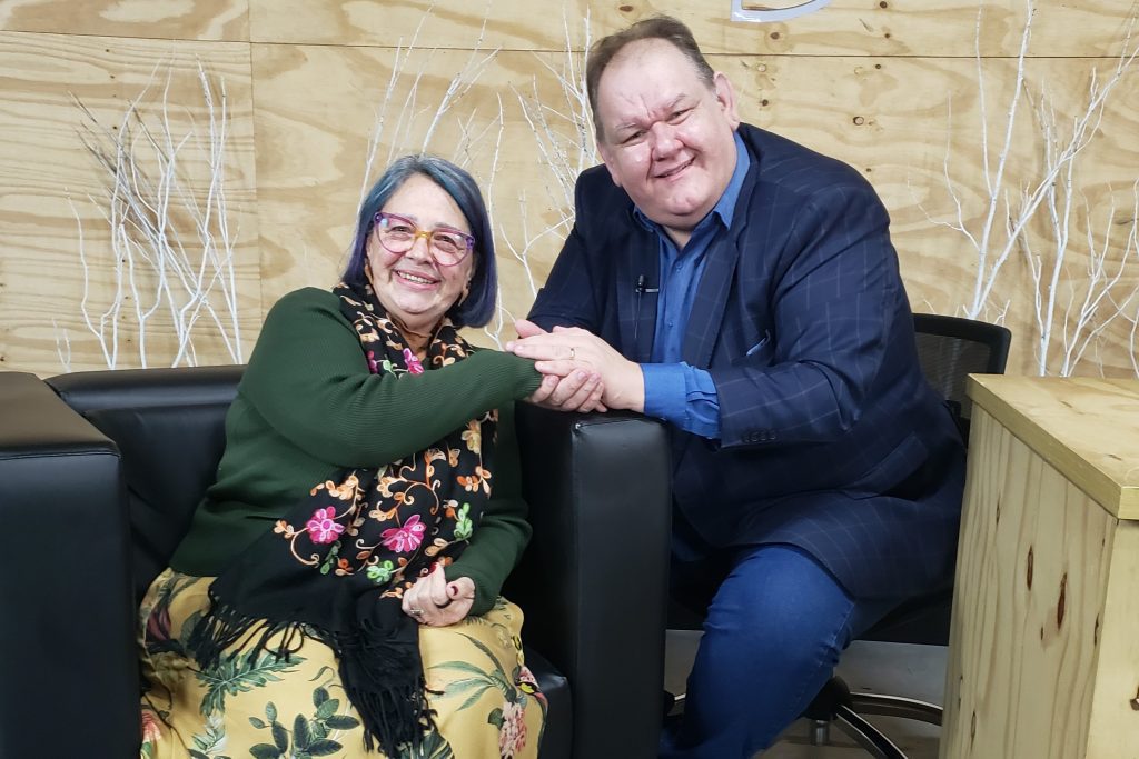 Vera Hoffmann: a contadora de histórias que transformou a vida em literatura Professora Vera Hoffmann reforça a importância da oralidade e da leitura para crianças e adultos