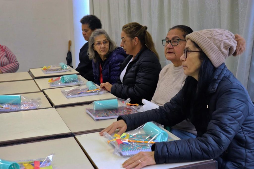 Programa Brasil Alfabetizado visa levar educação à jovem adultos e idosos em Novo Hamburgo.