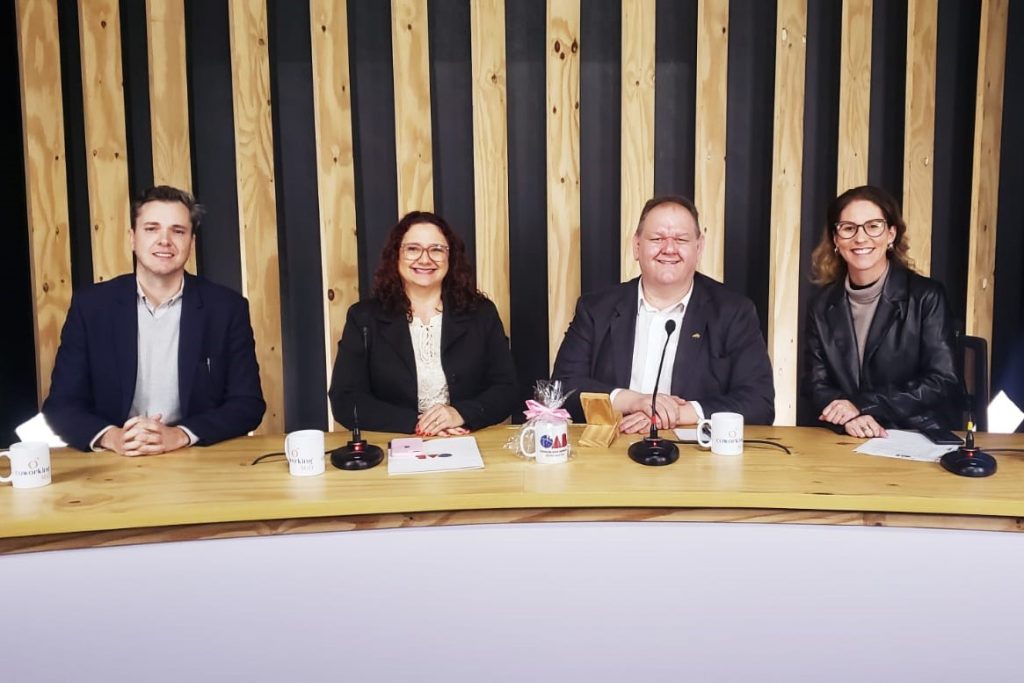 Golpe do falso advogado em discussão no programa Estação Hamburgo com representantes da OAB.