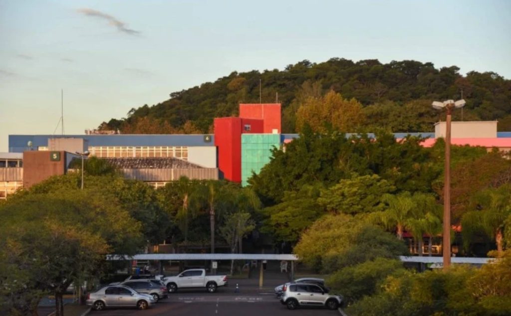 Nova Escola do SESI abre 120 vagas para ensino médio.