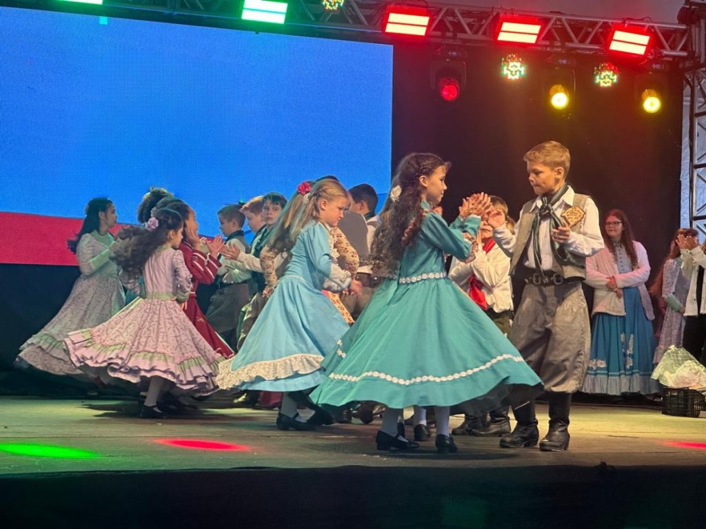 Morro Reuter se prepara para dar início as festividades da Semana farroupilha.