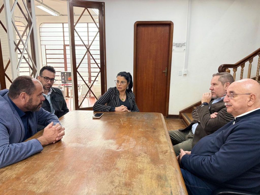 Centro de Saúde Feitoria recebe repasse de R$ 500 mil para modernização Recurso será destinado à compra de equipamentos como novo aparelho de raio X para o Centro de Saúde Feitoria. Fotos: Douglas Dalua/PMSL