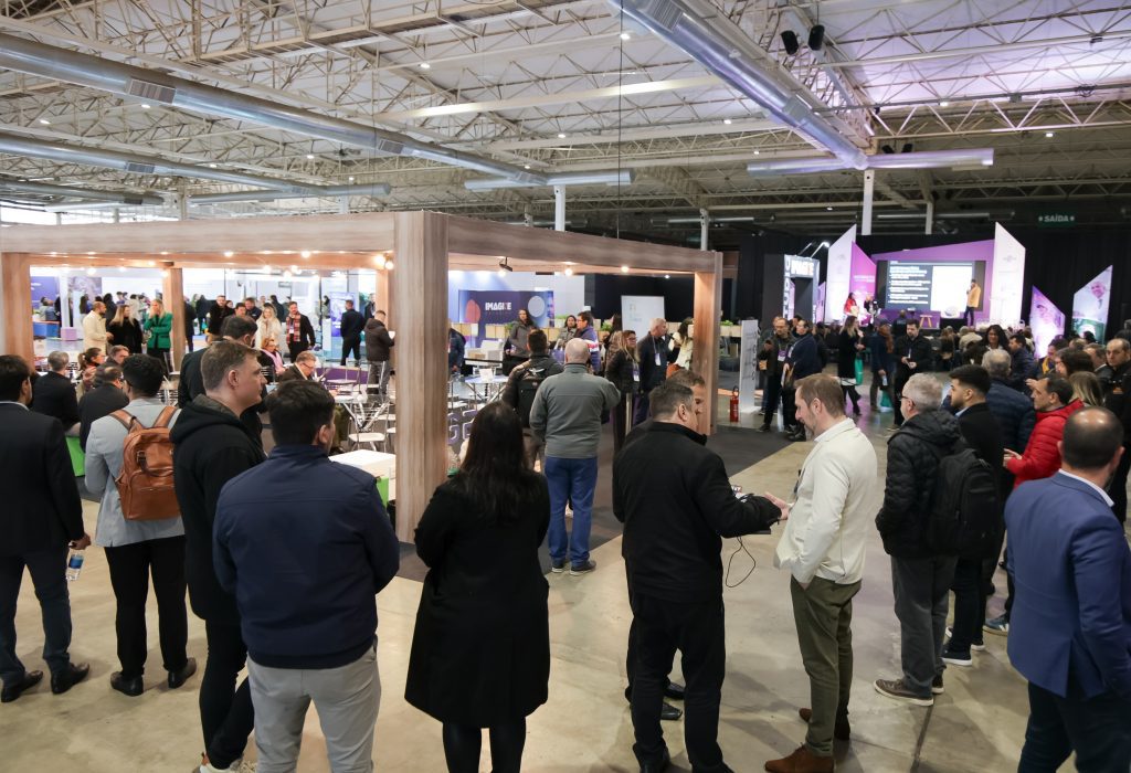 Geronto Fair 2025 consolida protagonismo e já confirma próxima edição em Gramado Geronto Fair voltada à economia prateada reuniu marcas, especialistas e instituições