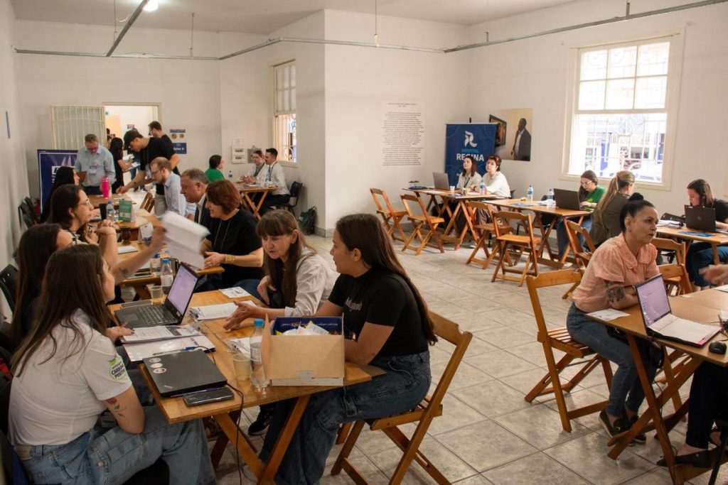 Emprega Novo Hamburgo oferece mais de 500 vagas em evento de emprego, educação e inclusão Emprega Novo Hamburgo abre sua terceira edição com mais de 500 oportunidades de trabalho. Foto: Ramon Belmonte/PMNH