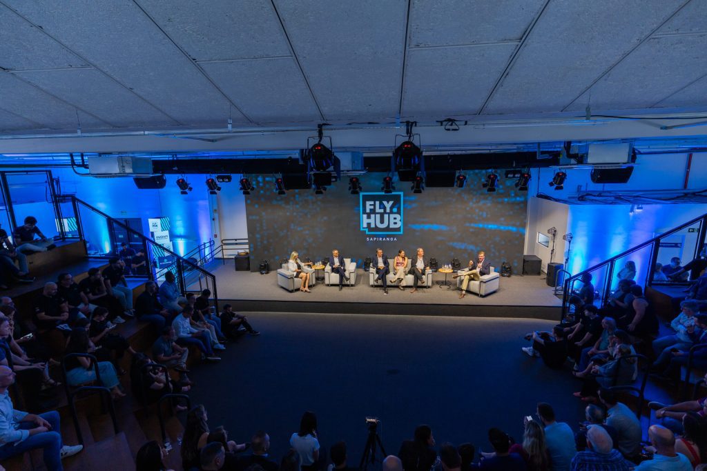 Inovação, liderança e conexões no Sapiranga Talk Experience 2025 Sapiranga Talk Experience nasce com o propósito de manter viva a chama do Sapiranga Summit
