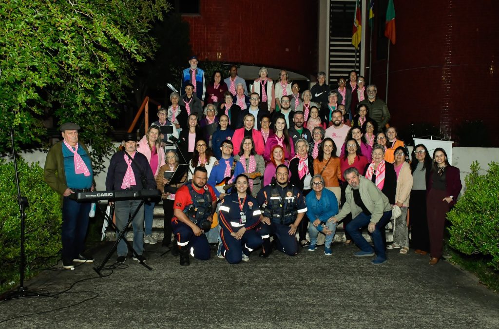 No lançamento do Outubro Rosa em Novo Hamburgo, Grupo Tocando em Frente se apresentou. Foto: Ramon Belmonte/PMNH