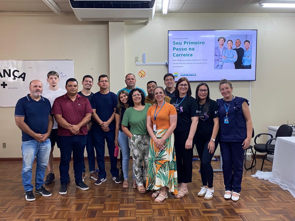 Capacitação reuniu servidores e estagiários para qualificar o acolhimento nas unidades de saúde. A iniciativa foi promovida pelo NUMESC, com foco em um atendimento mais humano e próximo da comunidade. Foto: Divulgação/Prefeitura de Sapiranga