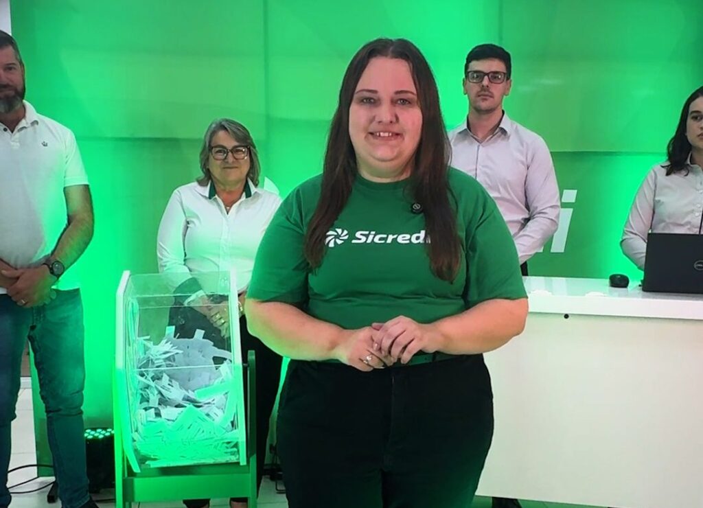 Assembleia digital da Sicredi Caminho das Águas registra participação histórica com mais de 10 mil associados Formato online ampliou o engajamento e reforçou a participação dos cooperados da Sicredi Caminho das Águas nas decisões da instituição. Foto: Sicredi Caminho das Águas