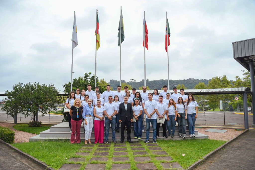Intercâmbio em Novo Hamburgo amplia vivência acadêmica e cultural na Feevale Grupo participa de atividades acadêmicas, culturais e sociais durante o intercâmbio em Novo Hamburgo na Feevale. Foto: Andrieli Siqueira/Universidade Feevale