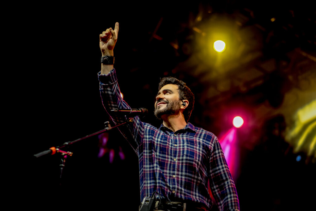 Padre Fábio de Melo, música, poesia e reflexão na programação do Teatro Feevale em maio. Foto: Farolmusical