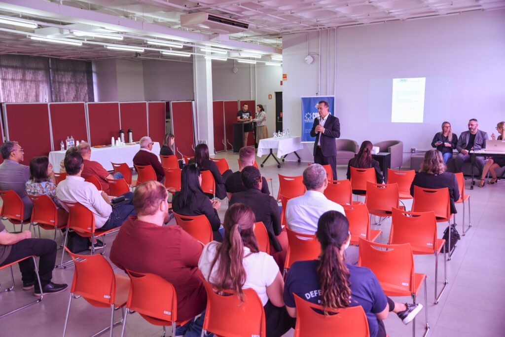 Assembleia regional apresenta metodologia e próximos passos da Consulta Popular 2026 no Vale do Sinos. Foto: Andrieli Siqueira/Universidade Feevale