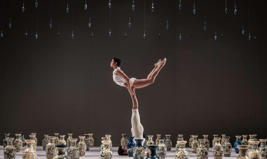 Espetáculo ReMix revisita momentos marcantes da carreira da companhia na programação Teatro Feevale. Foto: Flávio Colker